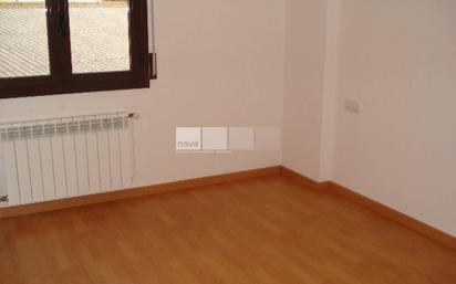 Bedroom of Flat for sale in Seva  with Heating, Storage room and Balcony