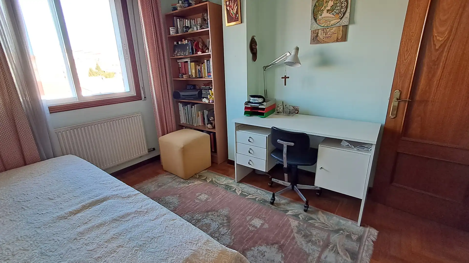 Schlafzimmer von Wohnung zum Verkauf in Vigo  mit Heizung, Parkett und Abstellraum