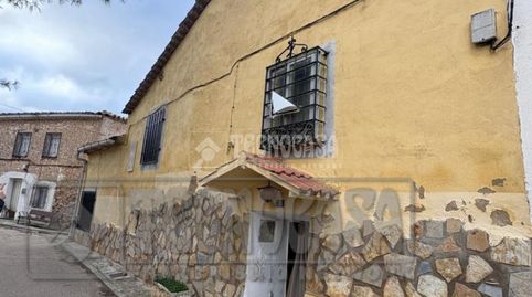 Foto 2 de Casa adosada en venta en Plaza Santa Lucia, Castillo-Albaráñez, Cuenca