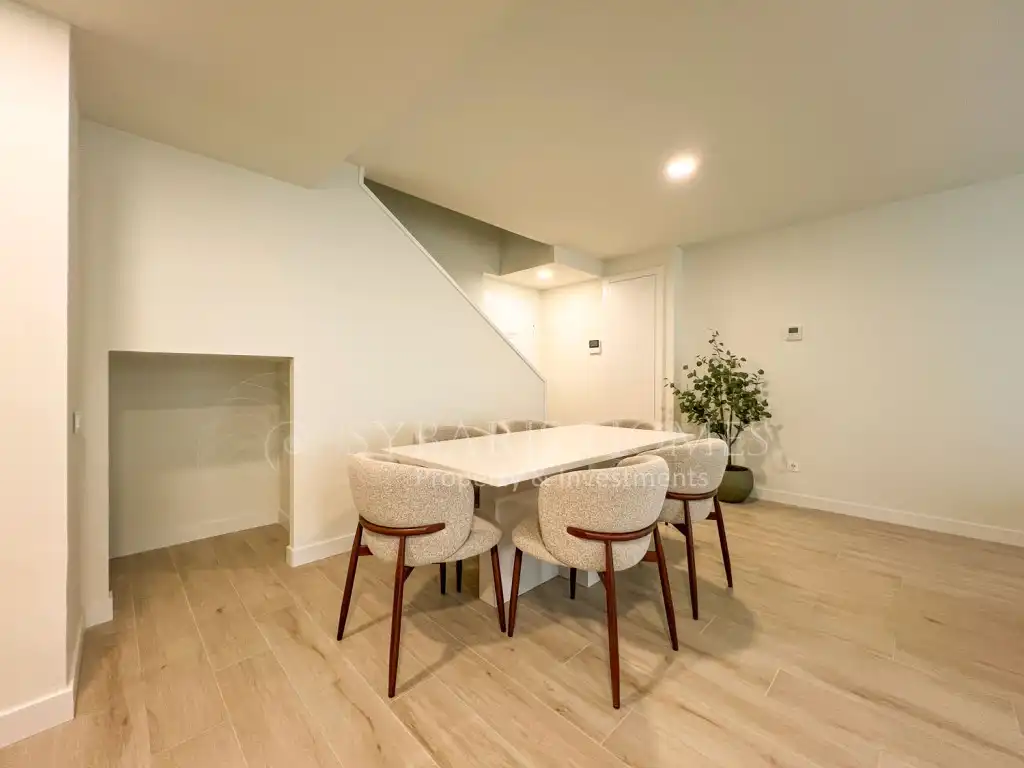 Attic for sale in Jávea / Xàbia  with Air Conditioner, Swimming Pool and Oven