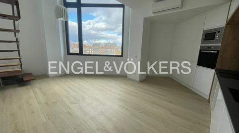 Foto 5 de Loft de lloguer a Avenida del Juncal, Polígono Industrial Sur, Madrid