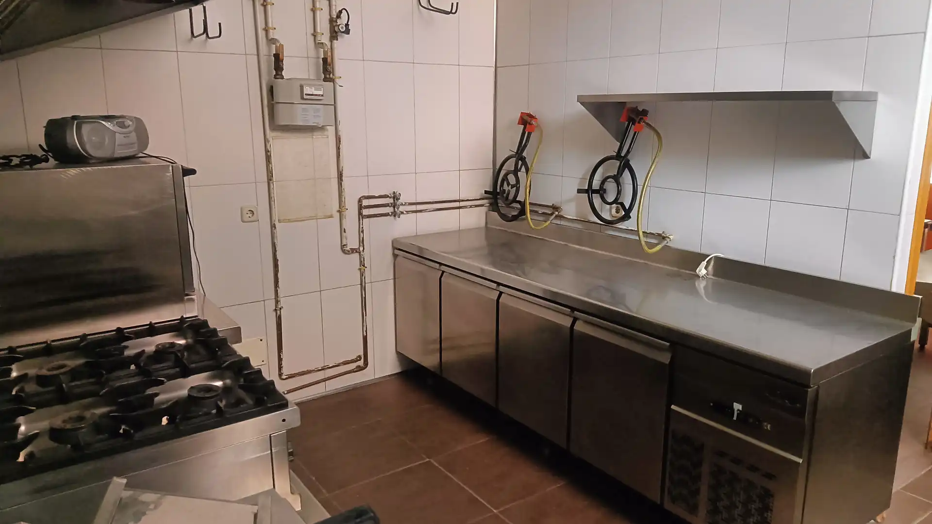 Local en venta en Calle de la Alcarria, Los Valles - Sanz Vázquez - El Fuerte