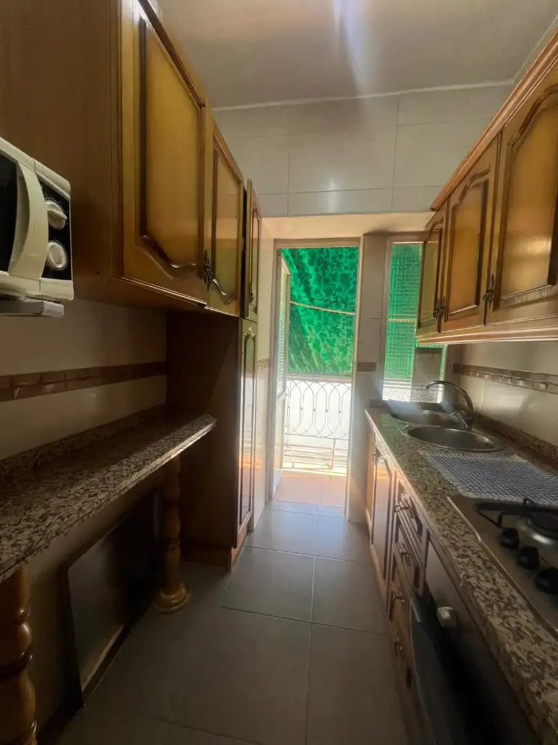 Cocina de Piso de alquiler en Granada con Amueblado y Balcón