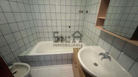 Photo 3 of Flat for sale in López Ferreiro, Ventiun, Ourense Capital