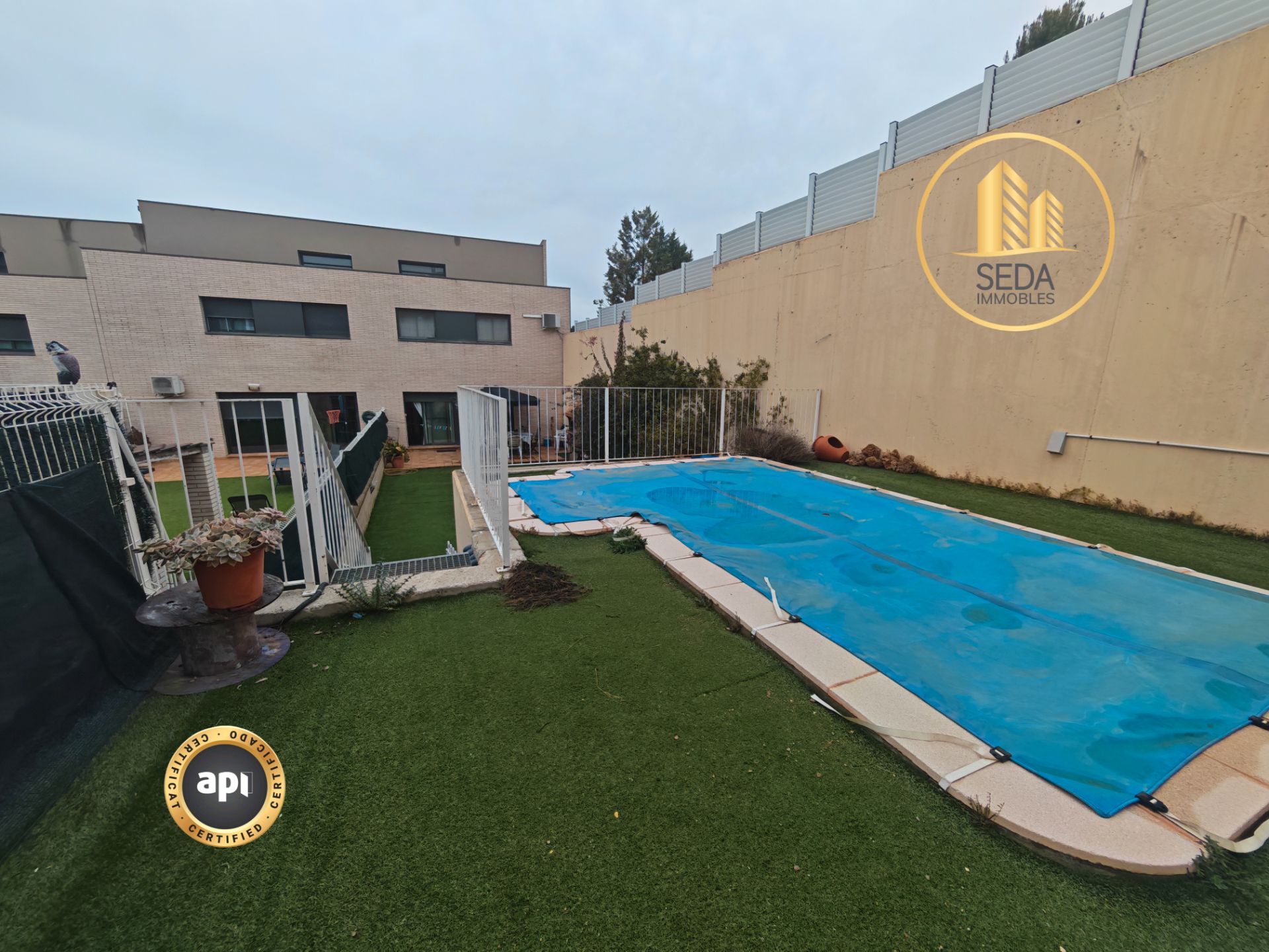 Piscina de Casa adosada en venda en Piera amb Aire condicionat, Calefacció i Parquet