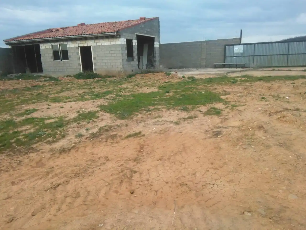 Industrial land for sale in Valdefresno