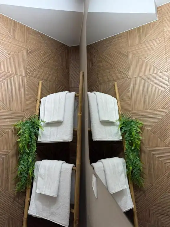 Badezimmer von Gebäude zum Verkauf in Peal de Becerro