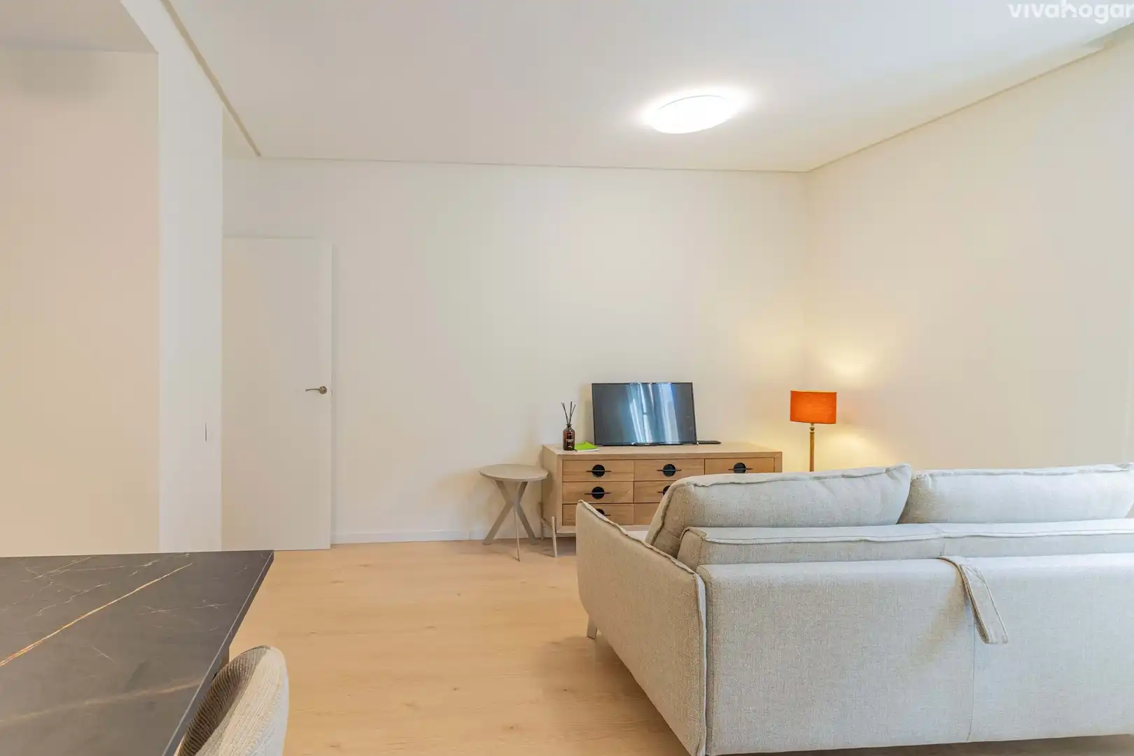 Living room of Flat for sale in Madrid  with Air Conditioner, Heating and Furnished