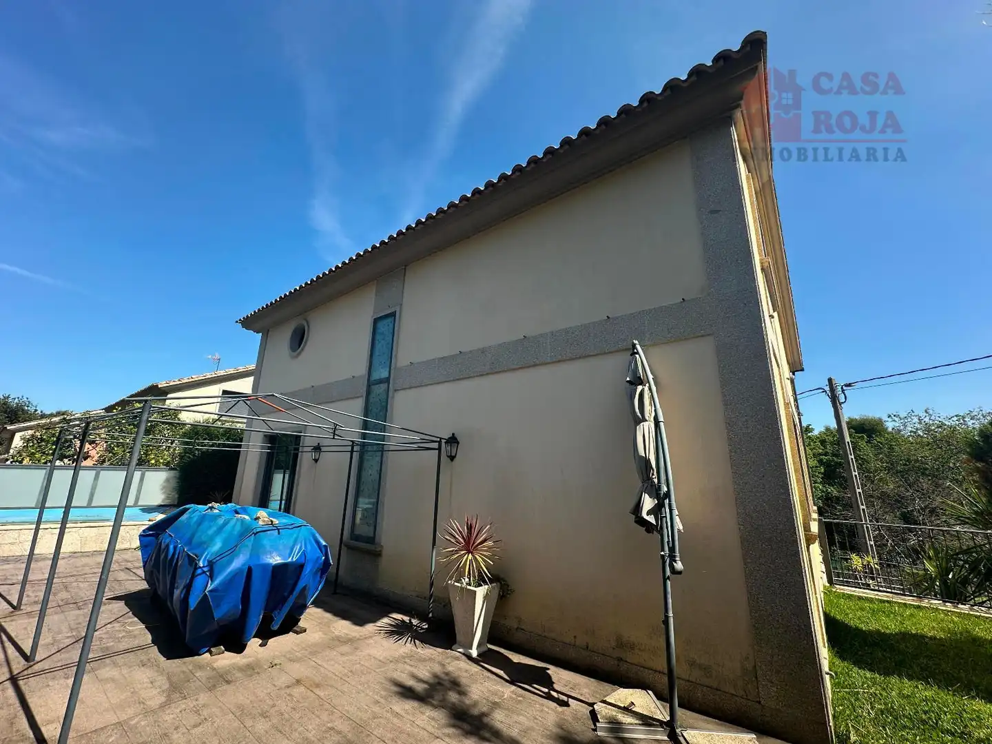 Vista exterior de Casa o xalet en venda en Cangas  amb Calefacció, Terrassa i Traster