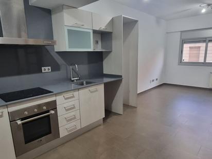 Cuina de Pis en venda en Terrassa amb Aire condicionat i Calefacció