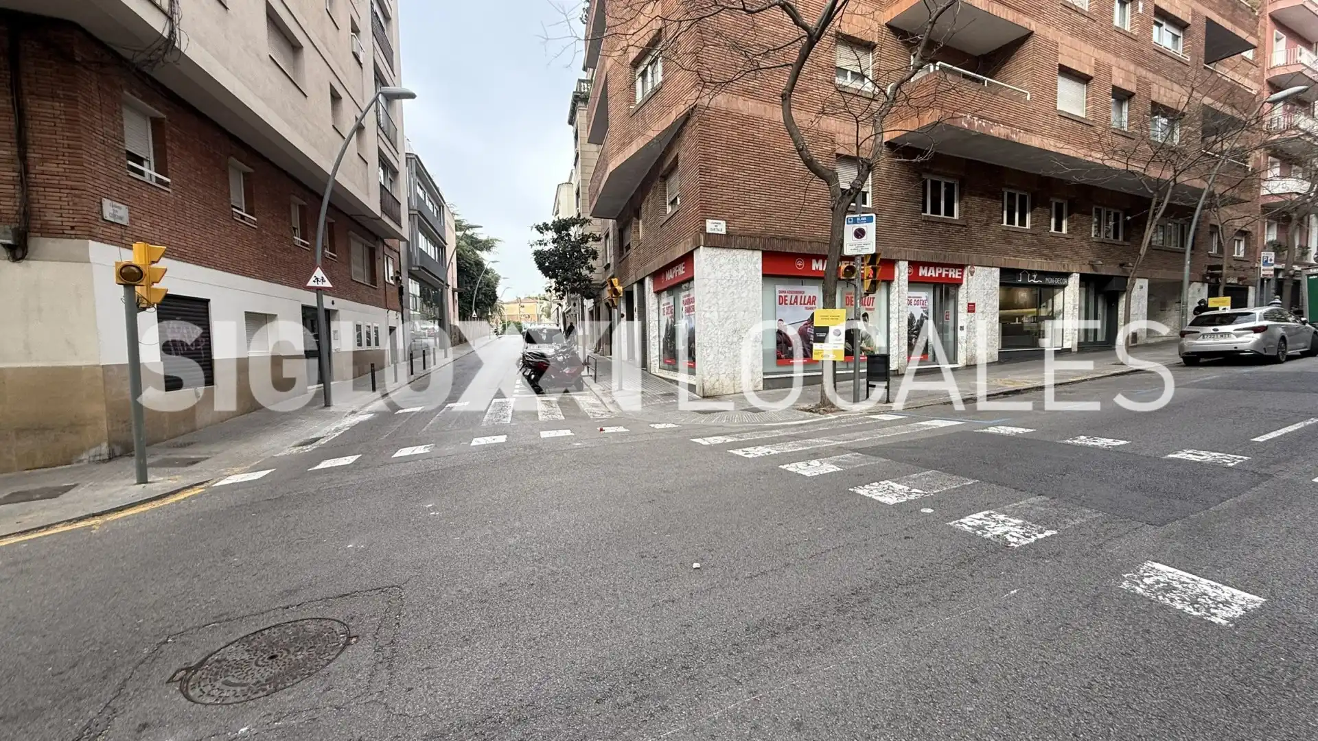 Vista exterior de Local de lloguer en Barcelona