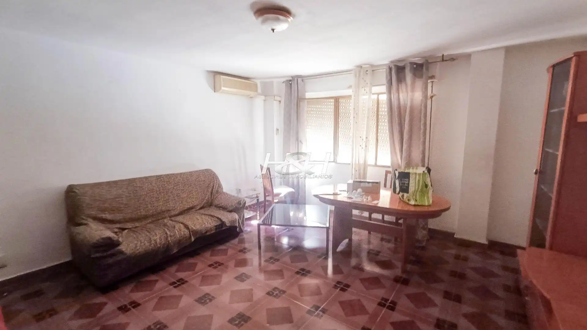 Piso en venta en Zona Campus Universitario