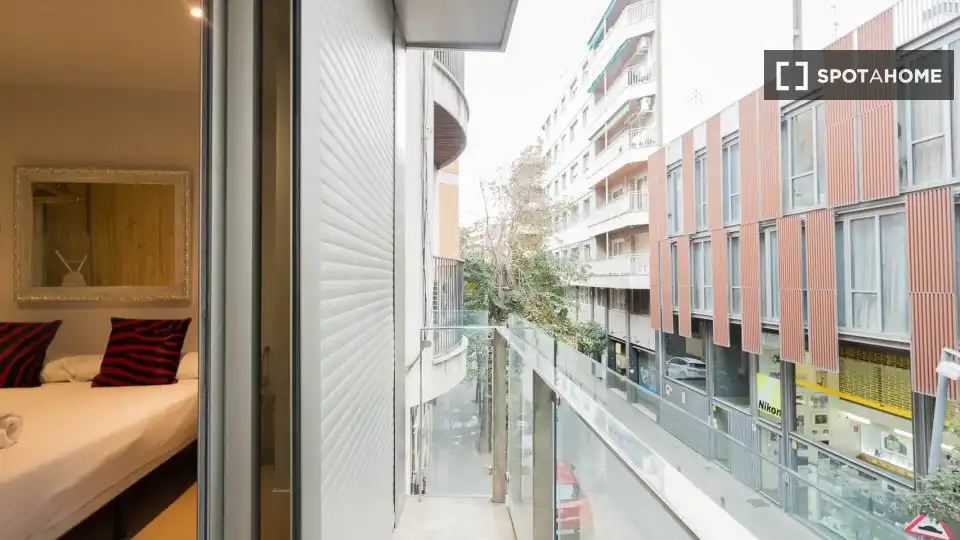 Habitació a Sant Gervasi- Galvany