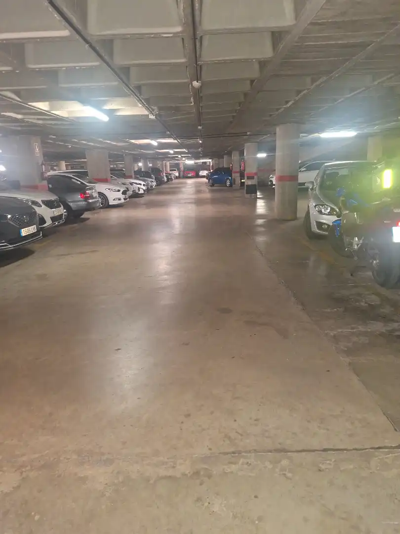 Aparcament de Garatge de lloguer en L'Hospitalet de Llobregat
