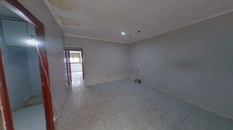 Foto 3 de Piso en venta en Carrer de Calderón de la Barca, La Salut, Badalona