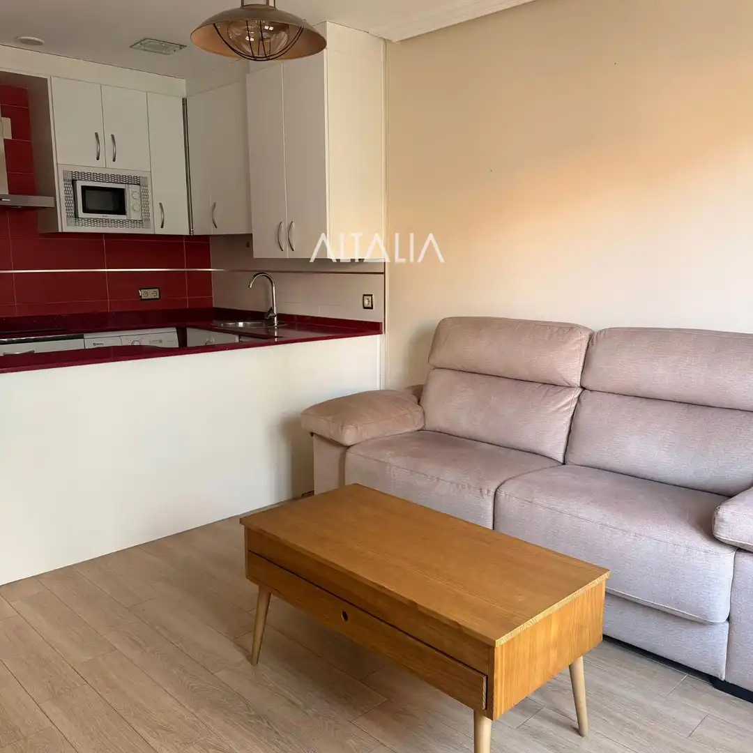 Living room of Flat for sale in Cuenca  with Heating, Terrace and Storage room