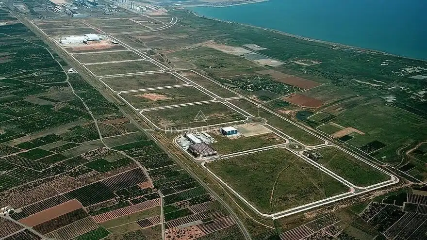 Terreno industriale in vendita a Puerto de Sagunto, imagen 2