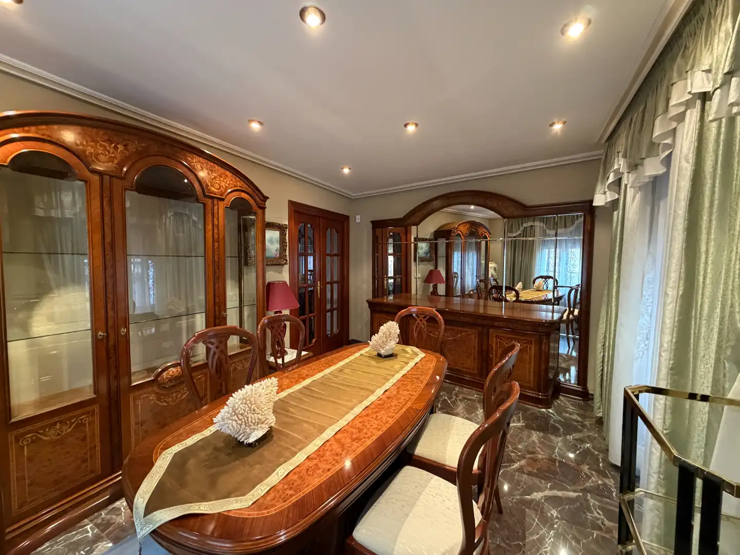Comedor de Casa o chalet en venta en Úbeda con Calefacción, Terraza y Trastero
