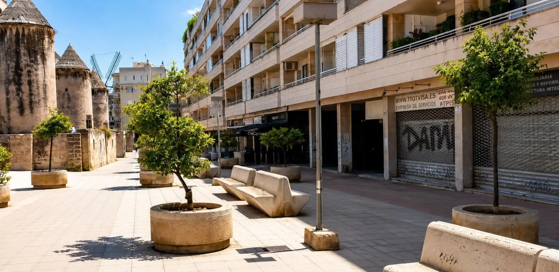 Exterior view of Storage room for rent in  Palma de Mallorca
