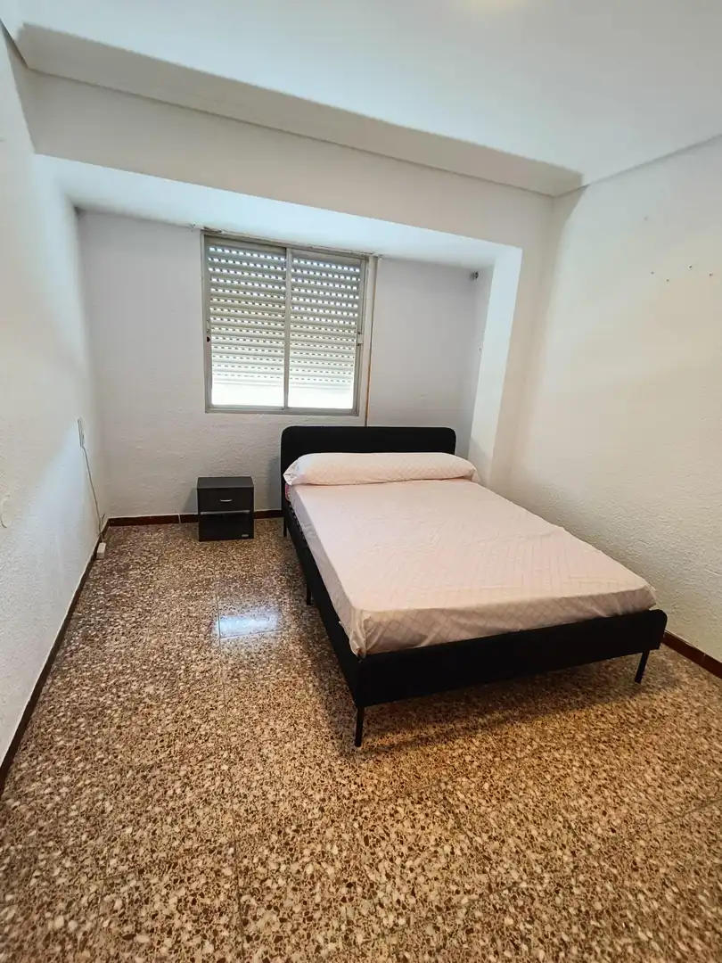 Bedroom of Flat for rent in Castellón de la Plana / Castelló de la Plana  with Air Conditioner and Balcony