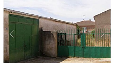Finca en terreno urbano con 522 metros construidos
