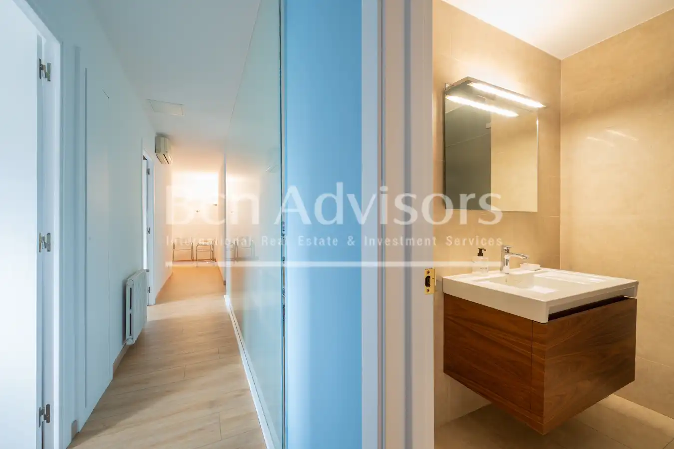 Baño de Piso en venta en Barcelona con Aire acondicionado, Calefacción y Jardín privado