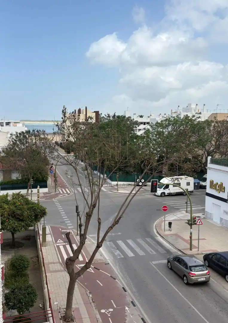 Exterior view of Flat for sale in Sanlúcar de Barrameda  with Air Conditioner, Terrace and Furnished
