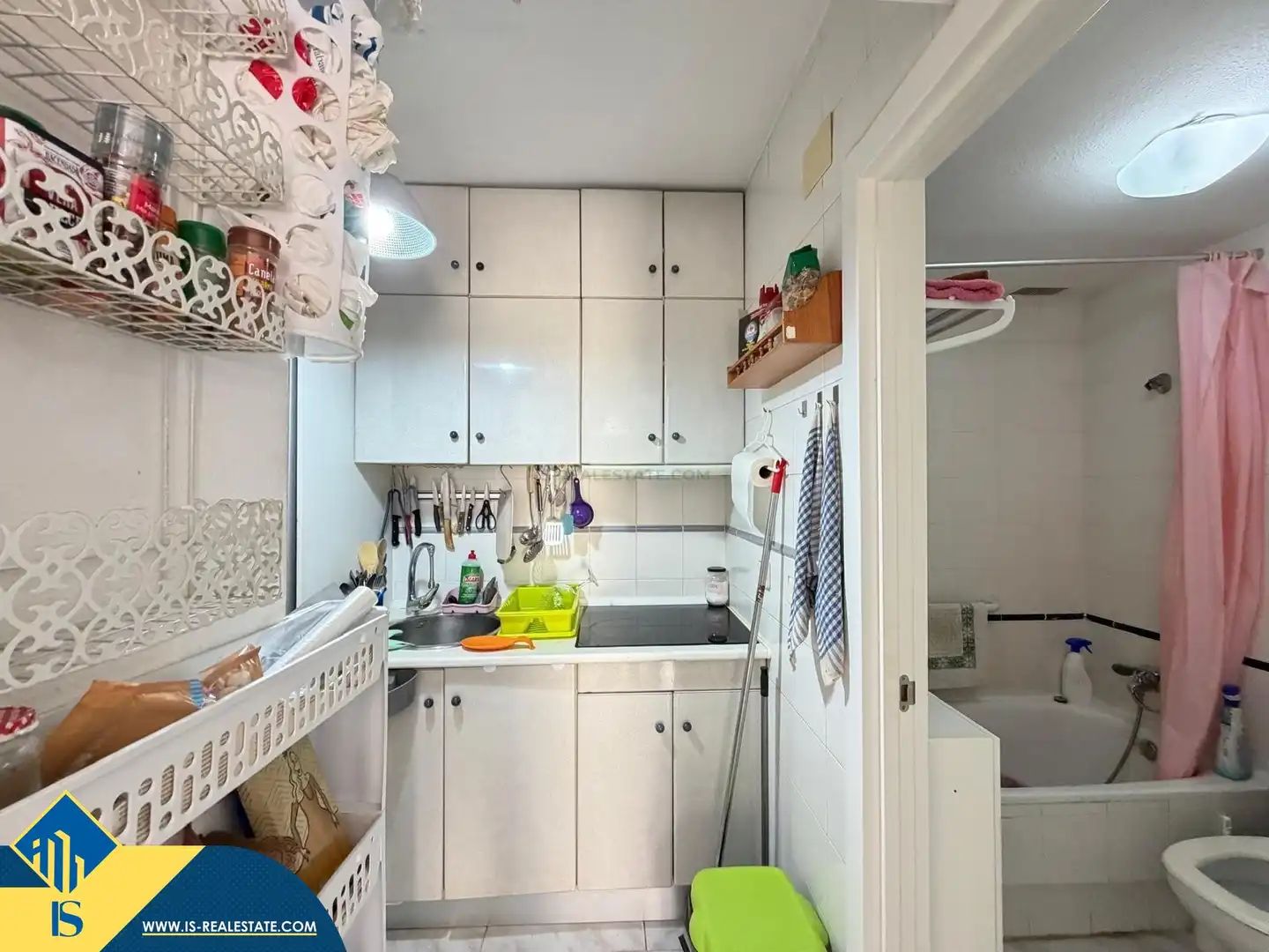 Cuina de Casa o xalet en venda en Torrevieja amb Aire condicionat, Terrassa i Traster