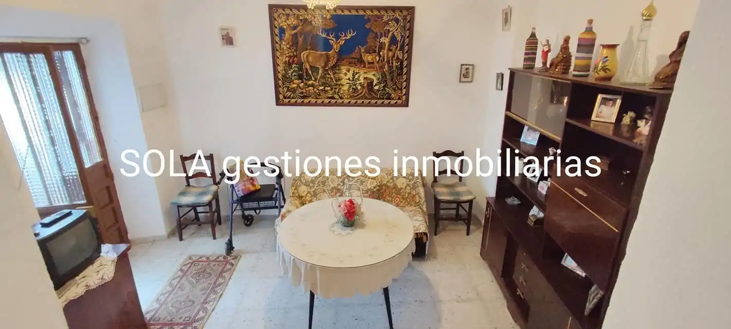 Casa amb terrassa en venda a Peal de Becerro, imagen 2