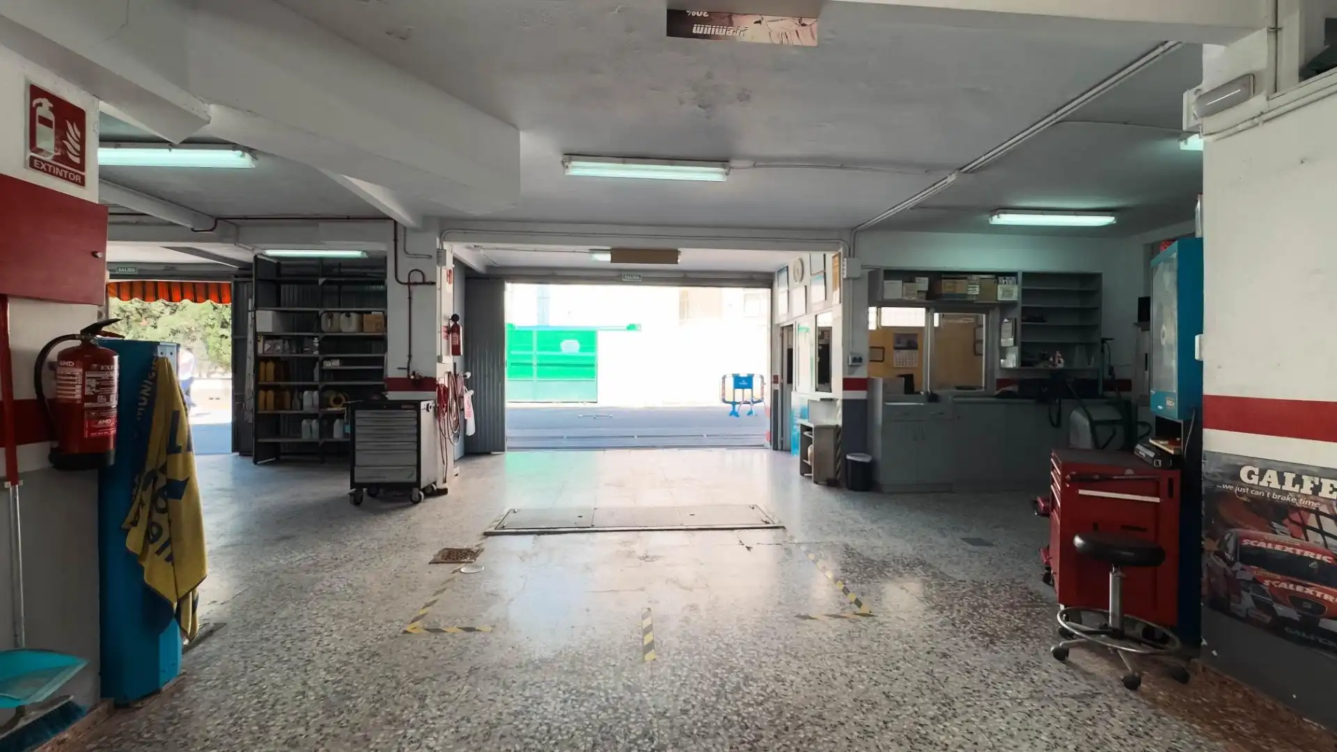Geschaftsraum zum Verkauf in Benidorm mit Terrasse