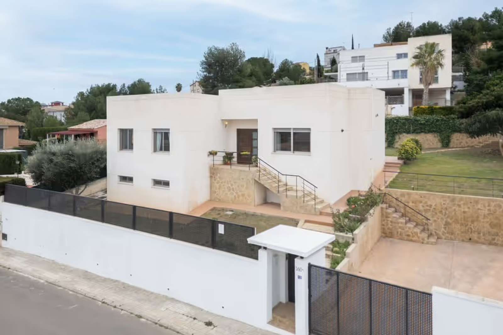 Exterior view of Apartment for share in  Valencia Capital  with Air Conditioner, Terrace and Furnished