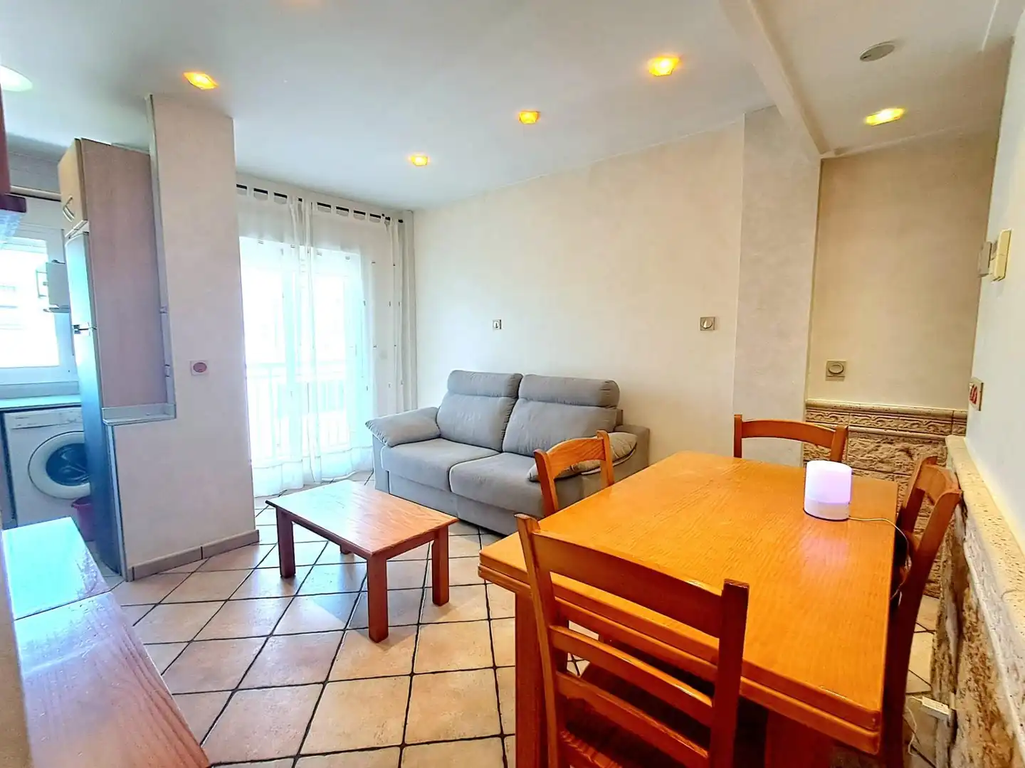 Sala d'estar de Apartament en venda en Águilas amb Aire condicionat, Calefacció i Jardí privat