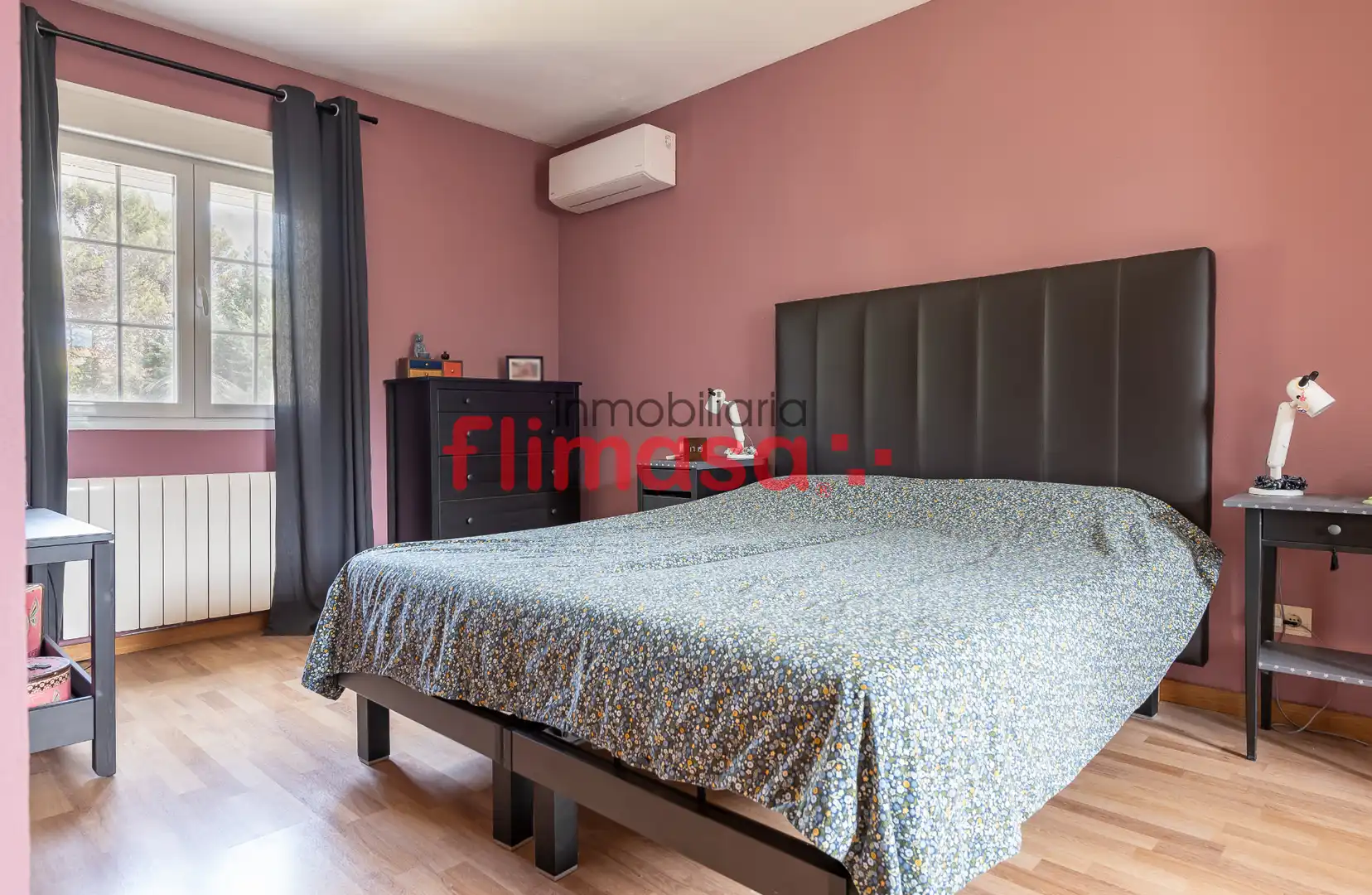 Habitación de Casa o chalet en venta en Villaviciosa de Odón con Aire acondicionado, Calefacción y Piscina