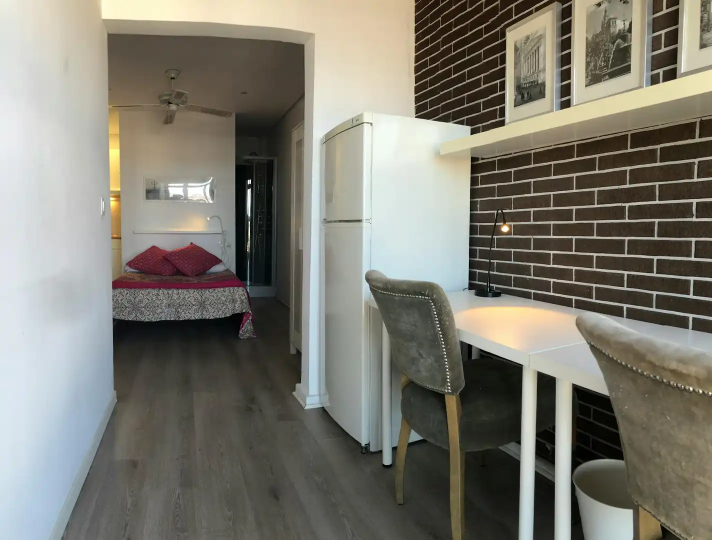 Habitación de Piso de alquiler en Valencia con Lavadora y Internet