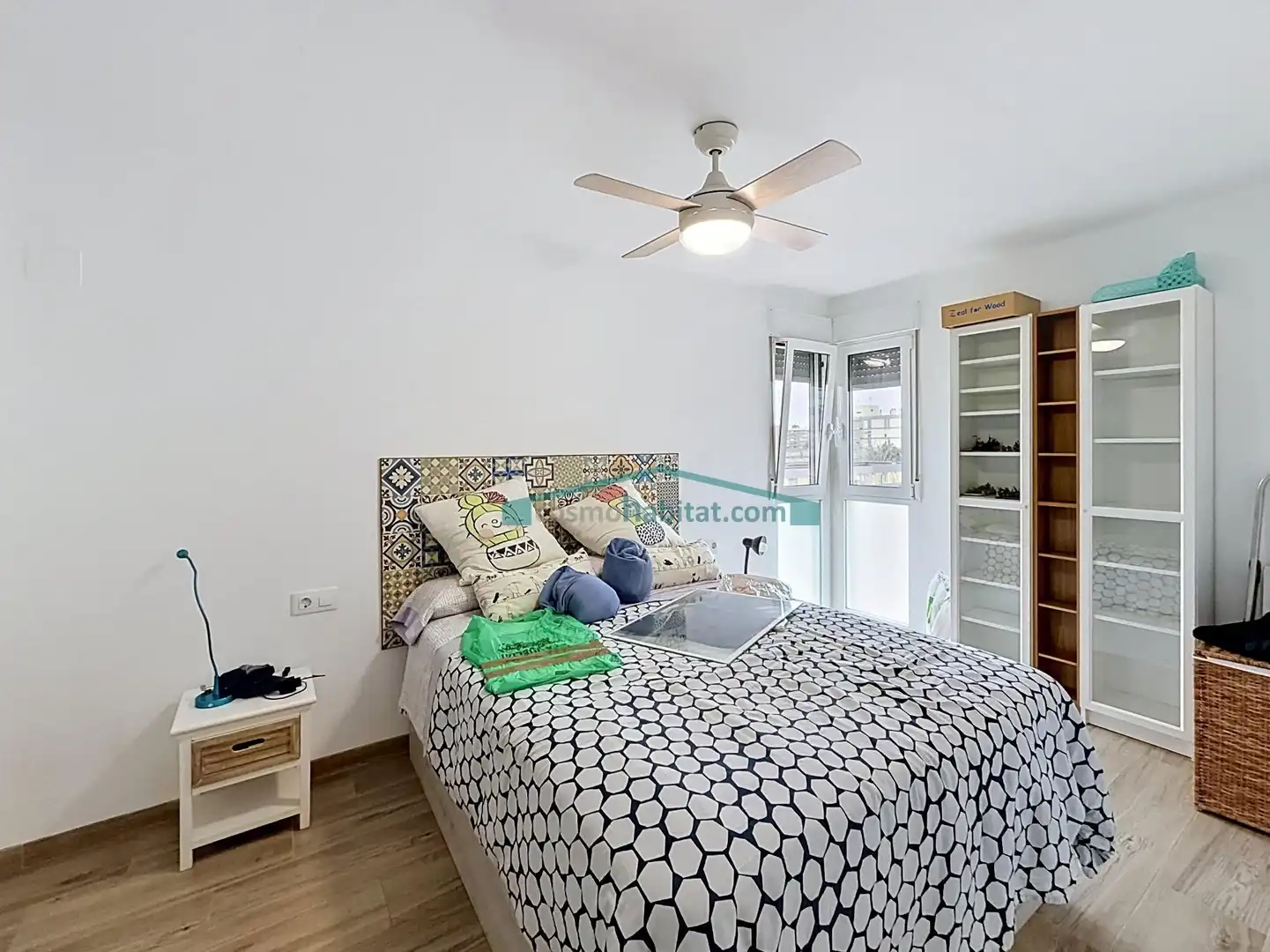 Bedroom of Flat for rent in Valencia  with Heating