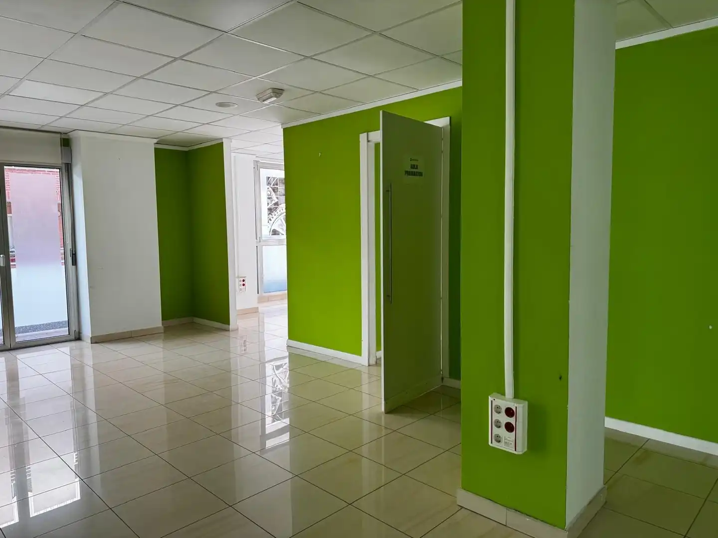 Oficina de alquiler en Gandia, Valencia