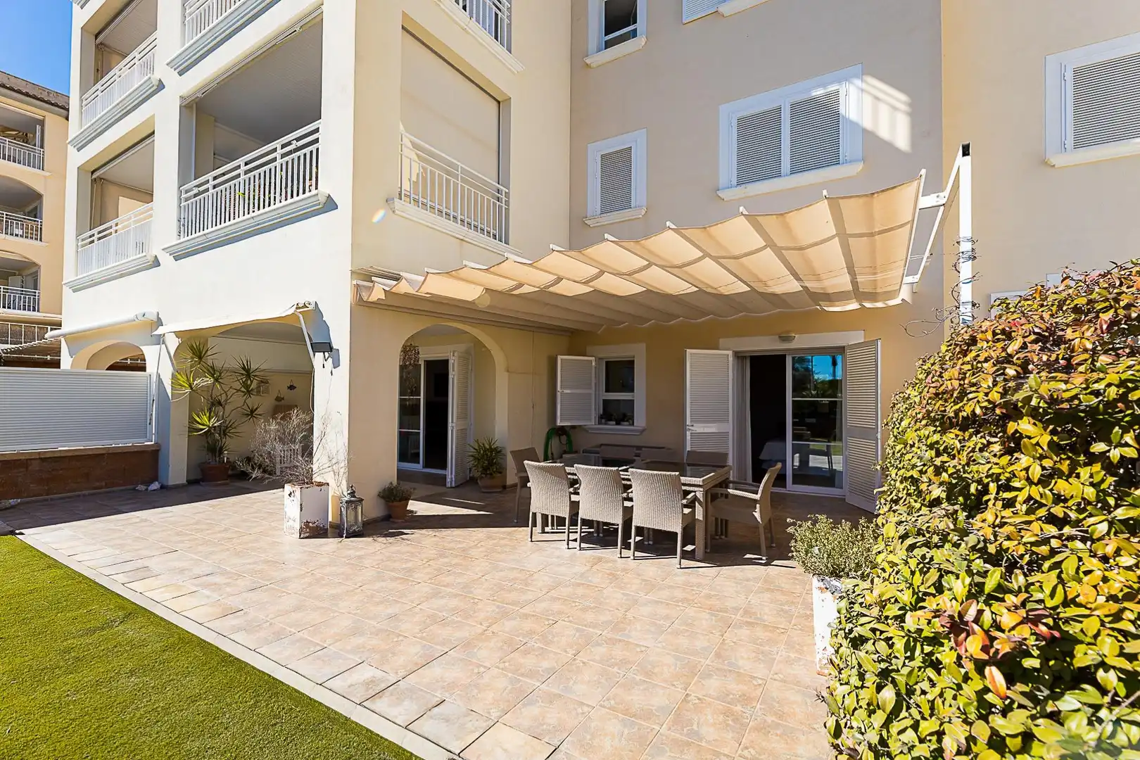 Terrace of Ground floor for sale in  Palma de Mallorca  with Air Conditioner, Private garden and Terrace
