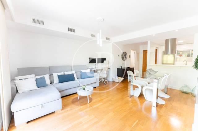 Piso en Venta en Carrer del Cardenal Rossell en El Coll d'en Rabassa