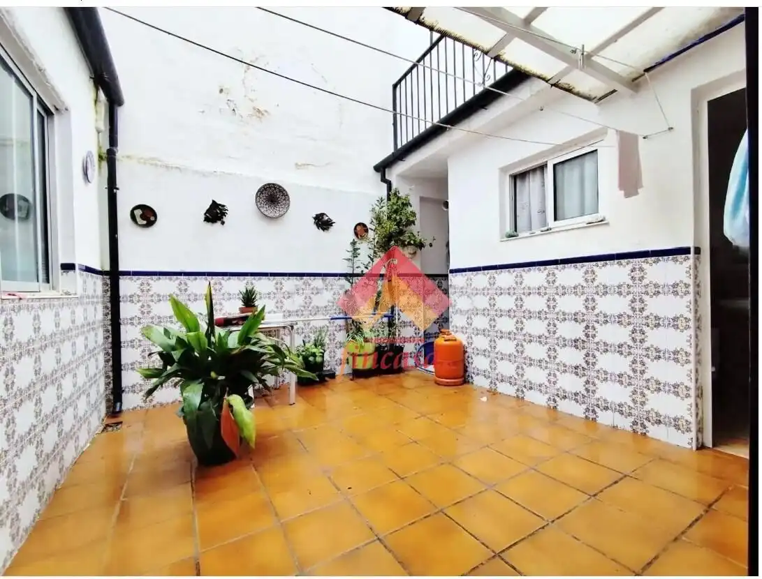 Casa amb terrassa en venda a La Ciudad, imagen 2