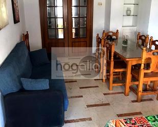 Living room of Flat to rent in  Sevilla Capital  with Air Conditioner, Terrace and Furnished