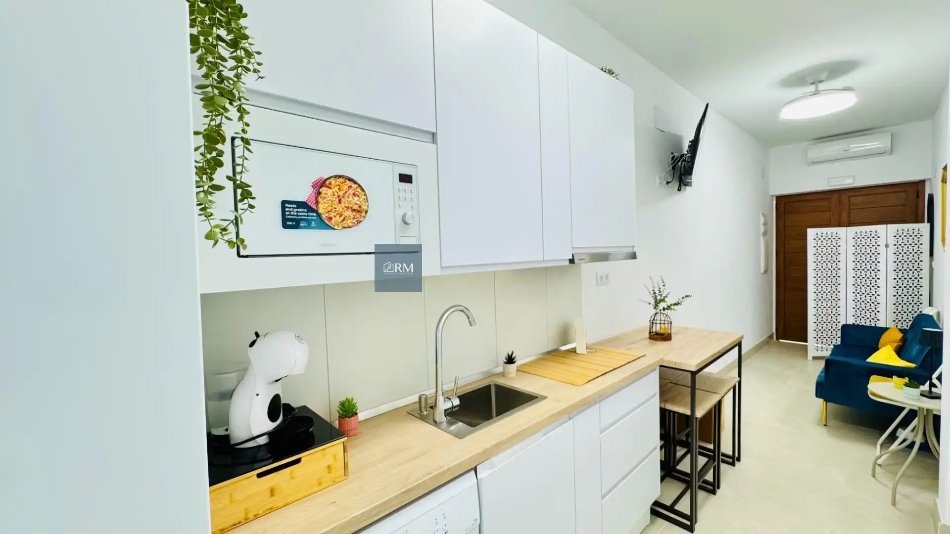 Cocina de Apartamento de alquiler en Sanlúcar de Barrameda con Aire acondicionado, Amueblado y Balcón