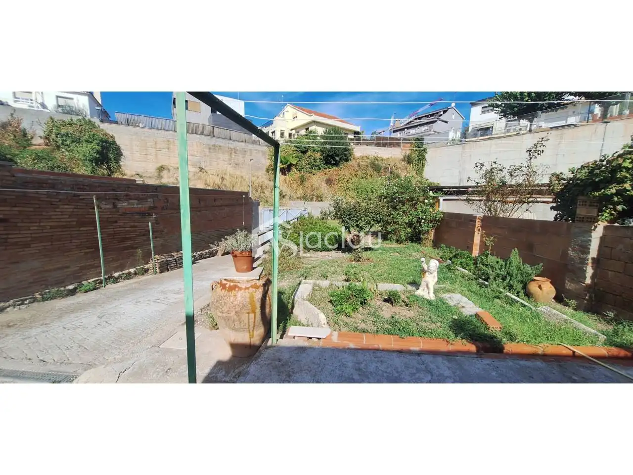 Casa amb jardí en venda a Olesa de Montserrat