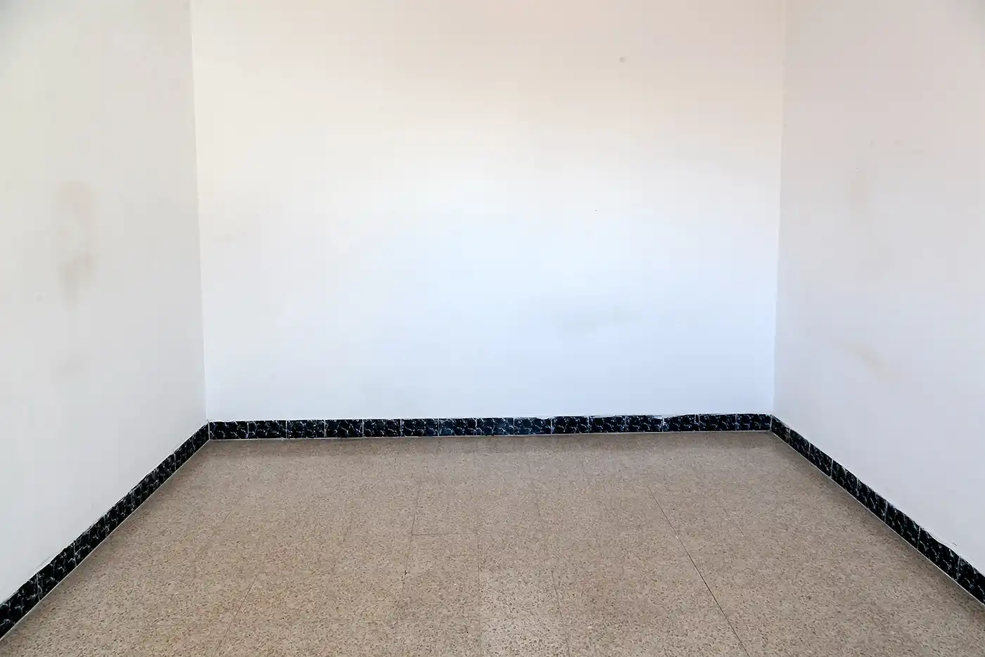 Wohnung zum Verkauf in Barcelona mit Balkon und Alarm
