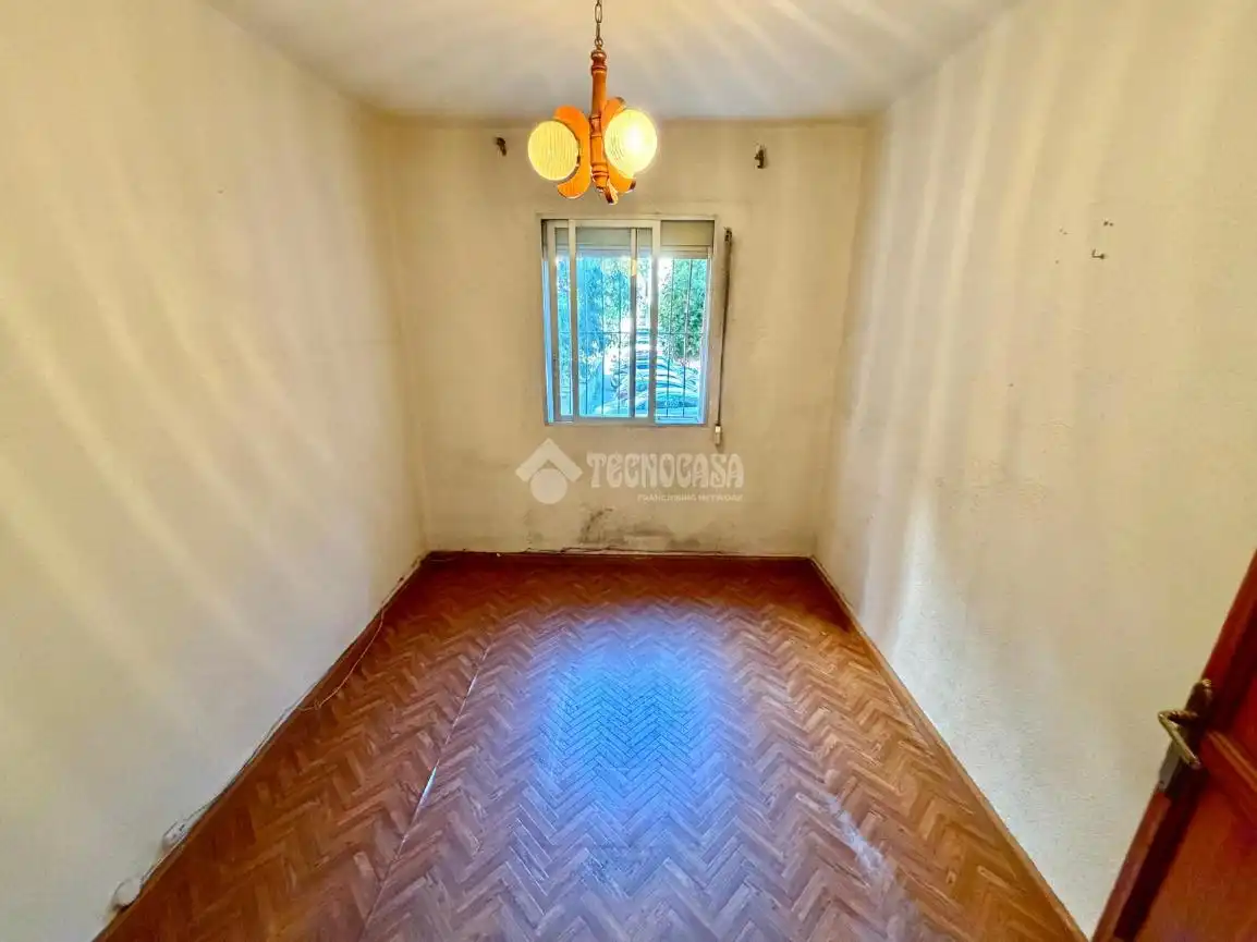 Bedroom of Flat for sale in Madrid