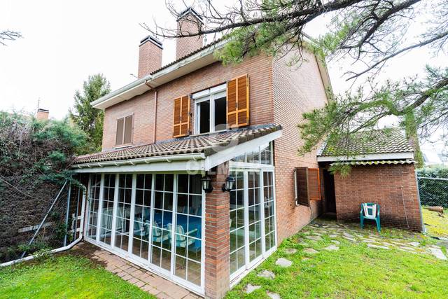 Casa adosada en Venta en Becerril de la Sierra