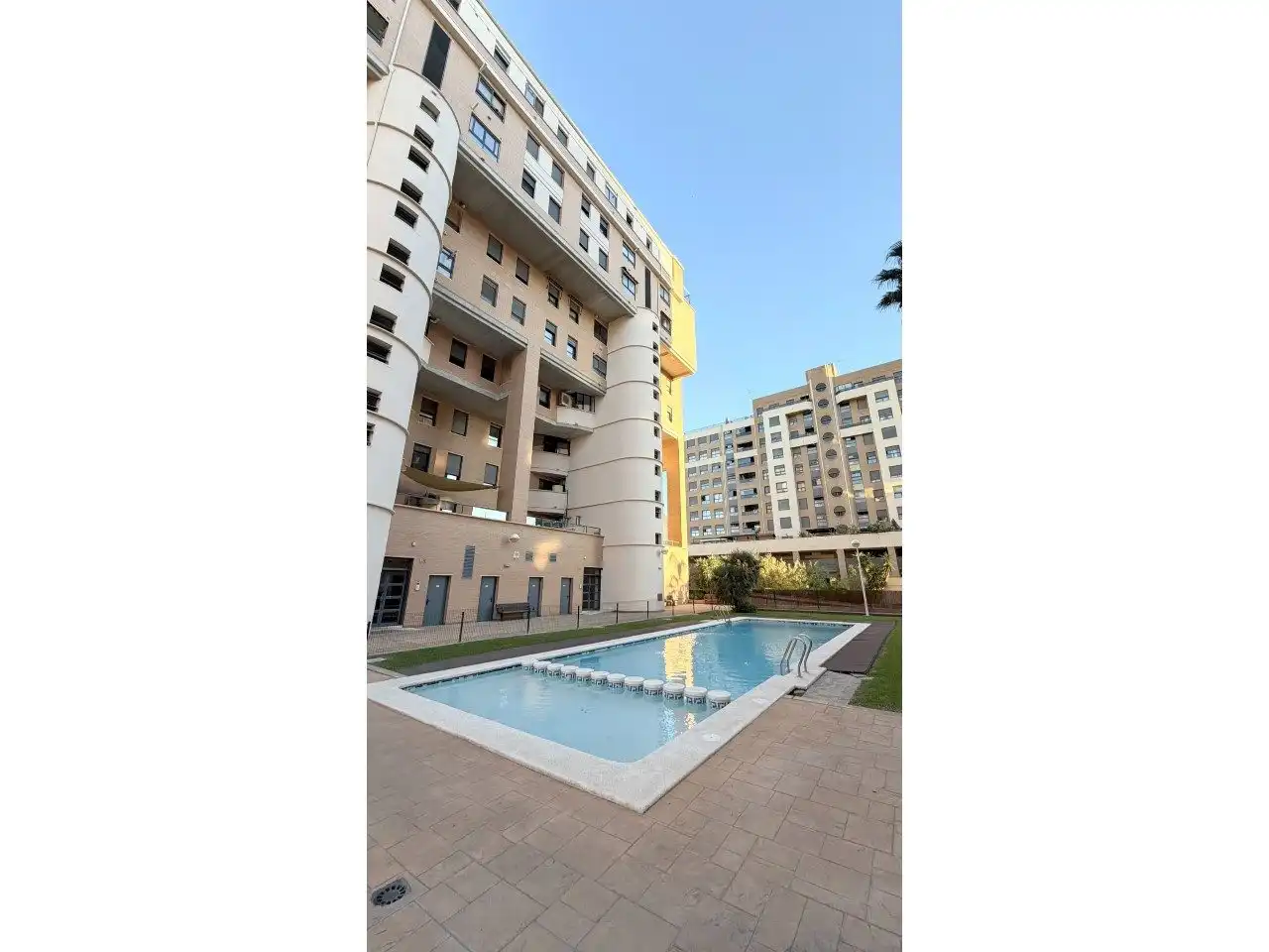 Swimming pool of Flat for sale in Valencia  with Air Conditioner, Private garden and Terrace