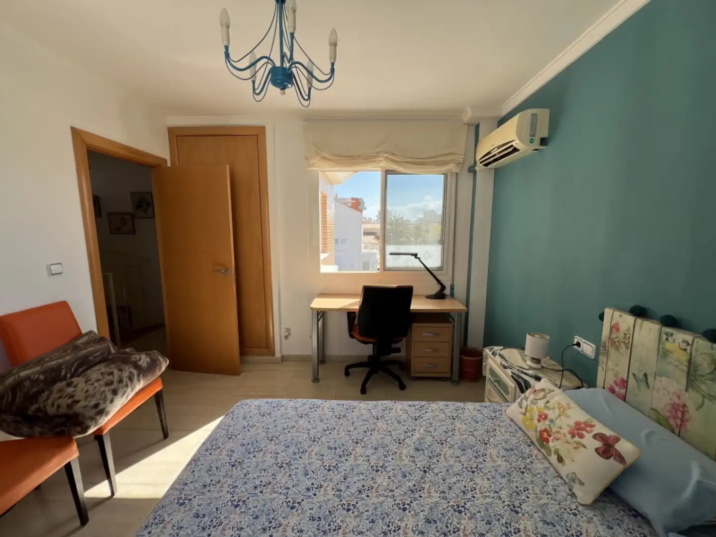 Dormitori de Casa o xalet en venda en Oliva