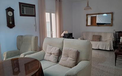 Living room of Flat for sale in Bujalance  with Terrace