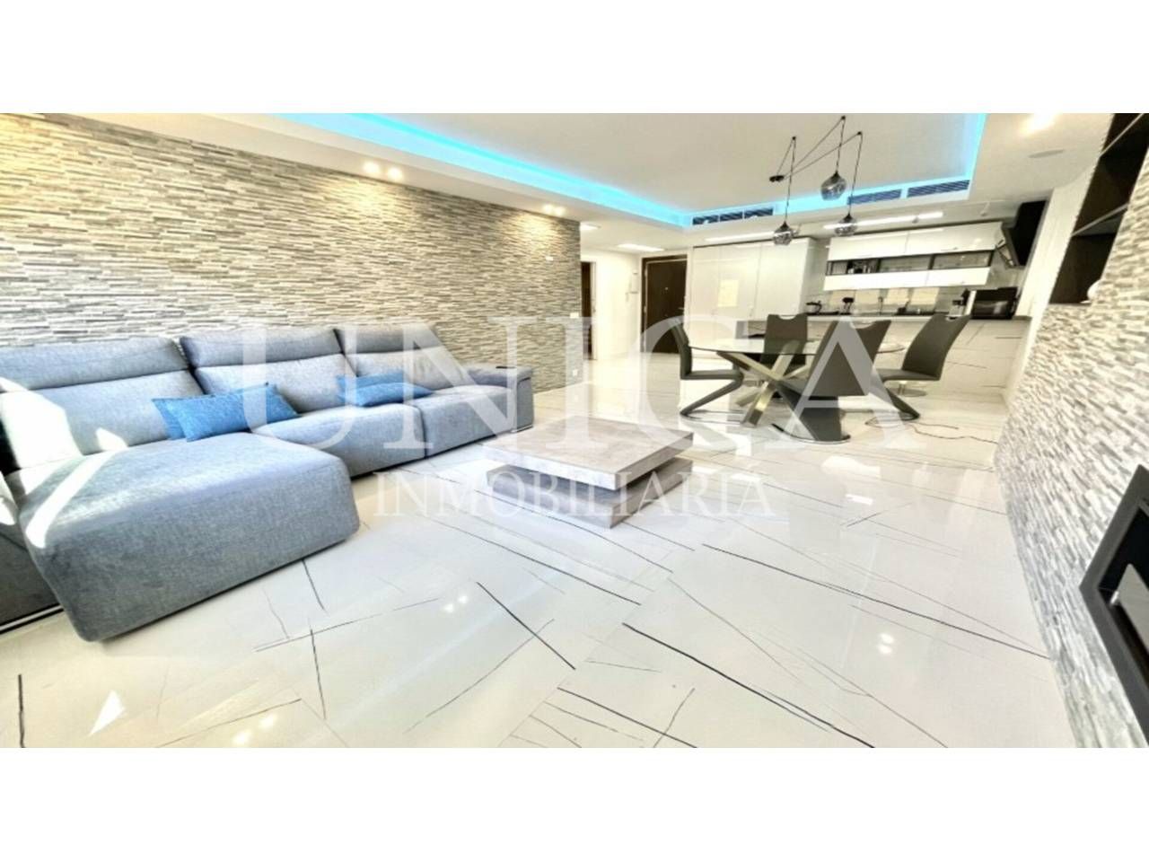 Flat for sale in  Madrid Capital  with Air Conditioner, Heating and Furnished