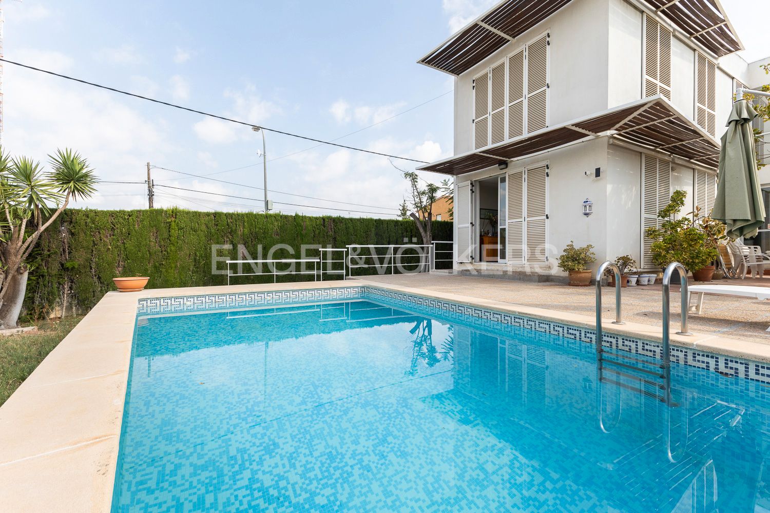 Swimming pool of House or chalet for sale in L'Eliana  with Air Conditioner, Heating and Private garden